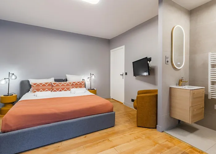 Apartmán Exceptional Triplex With 6 Bedrooms & Air Conditioning *