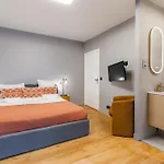 Lägenhet Exceptional Triplex With 6 Bedrooms & Air Conditioning *